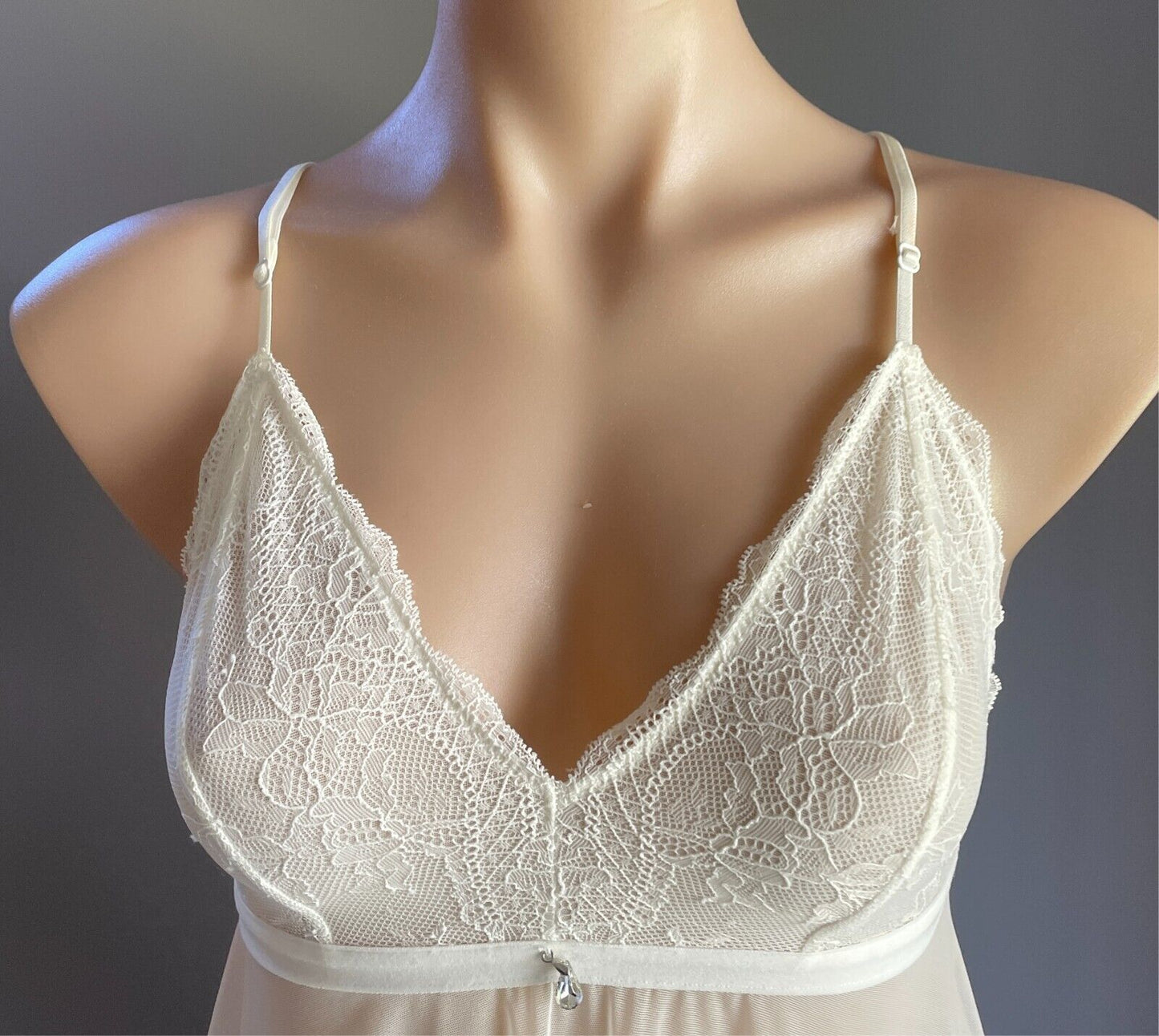 BRAS N THINGS Sexy Chemise Off White Mesh Lace Baby Doll Size 8 Strappy Back NEW