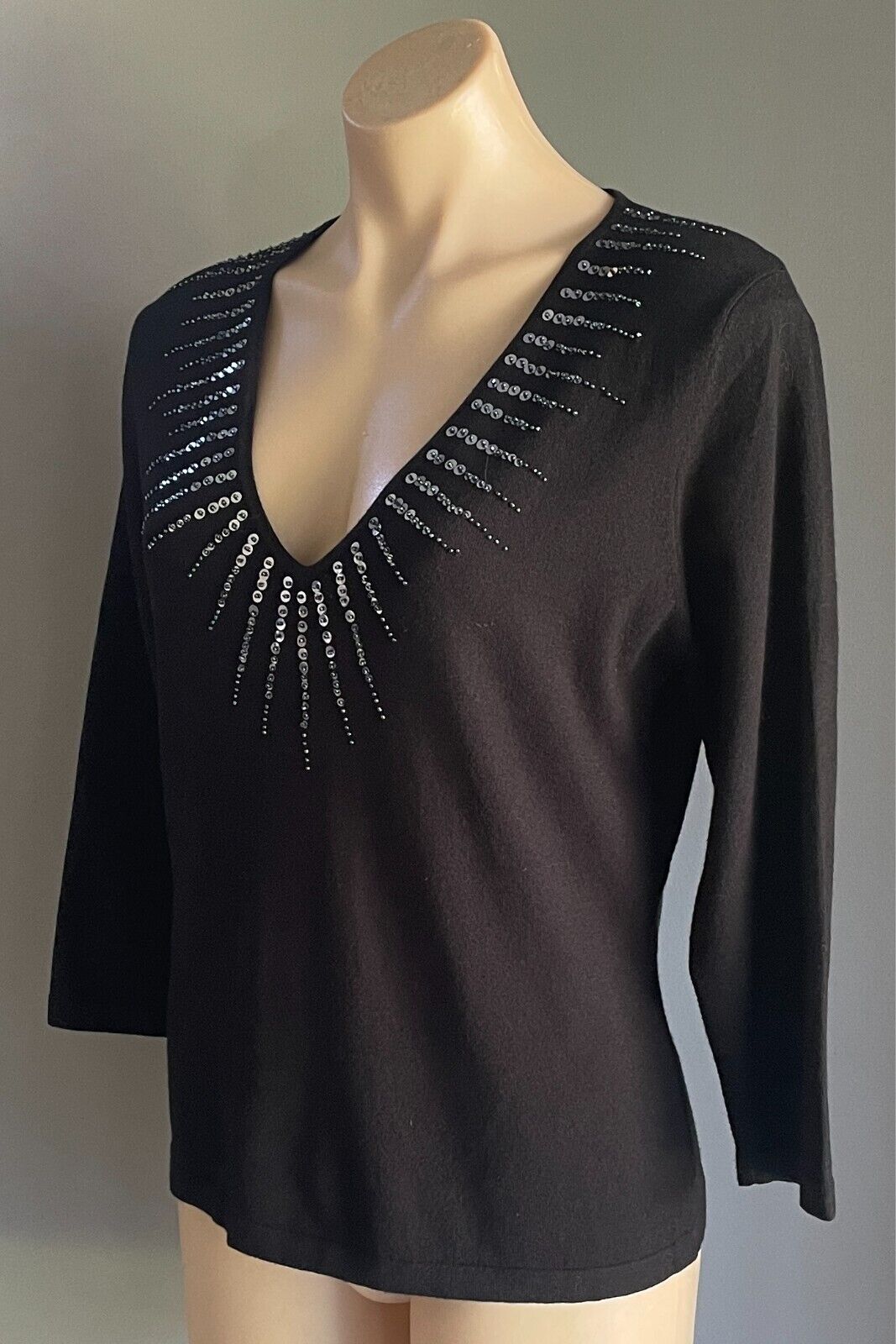 MARKS & SPENCER Black Fine Knit Jumper V Neck Size 16 Sequin Bead & Trim