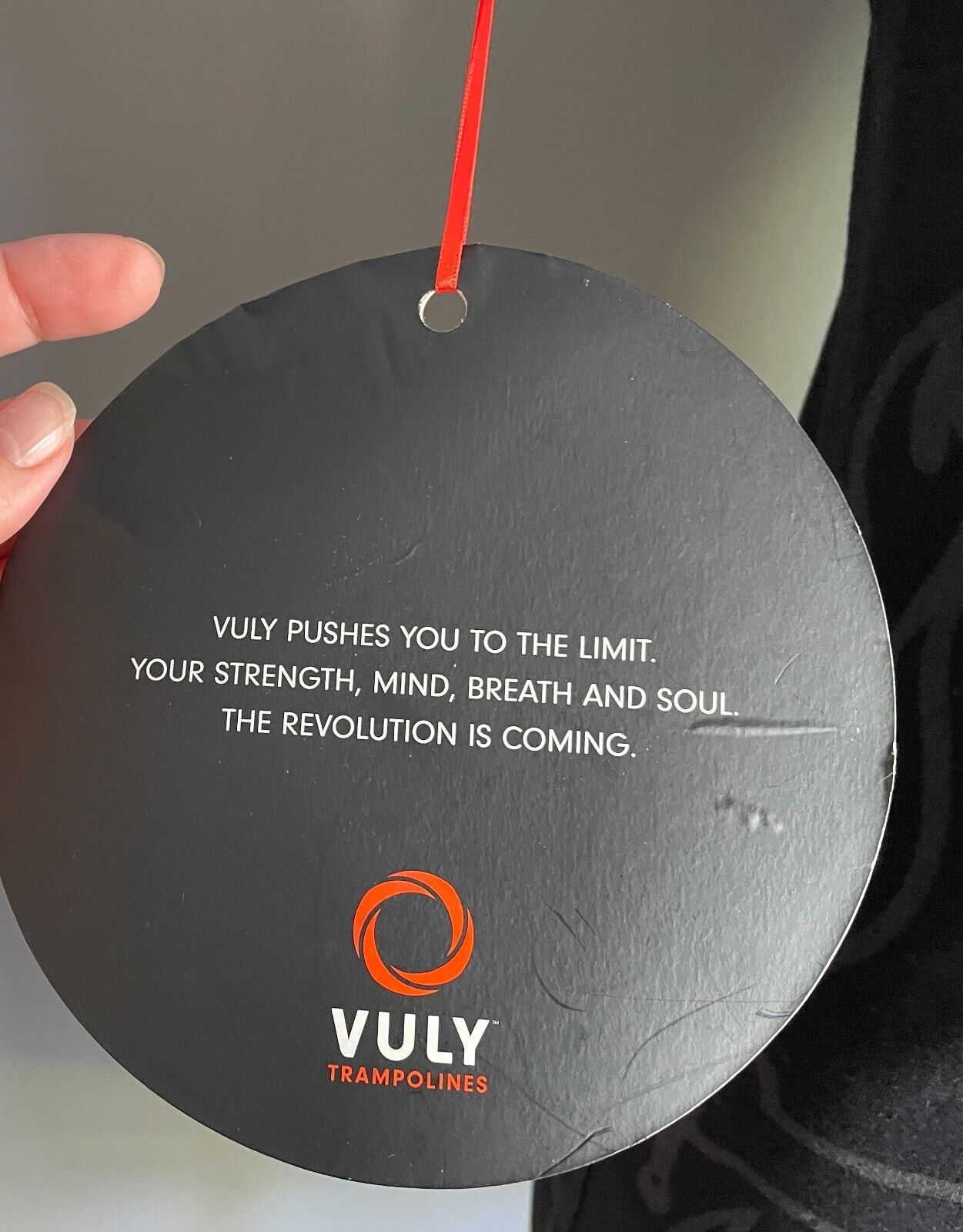 VULY OUTDOOR PLAT Black T-Shirt Grey & Orange Print Front & Back Size XL TOP NWT
