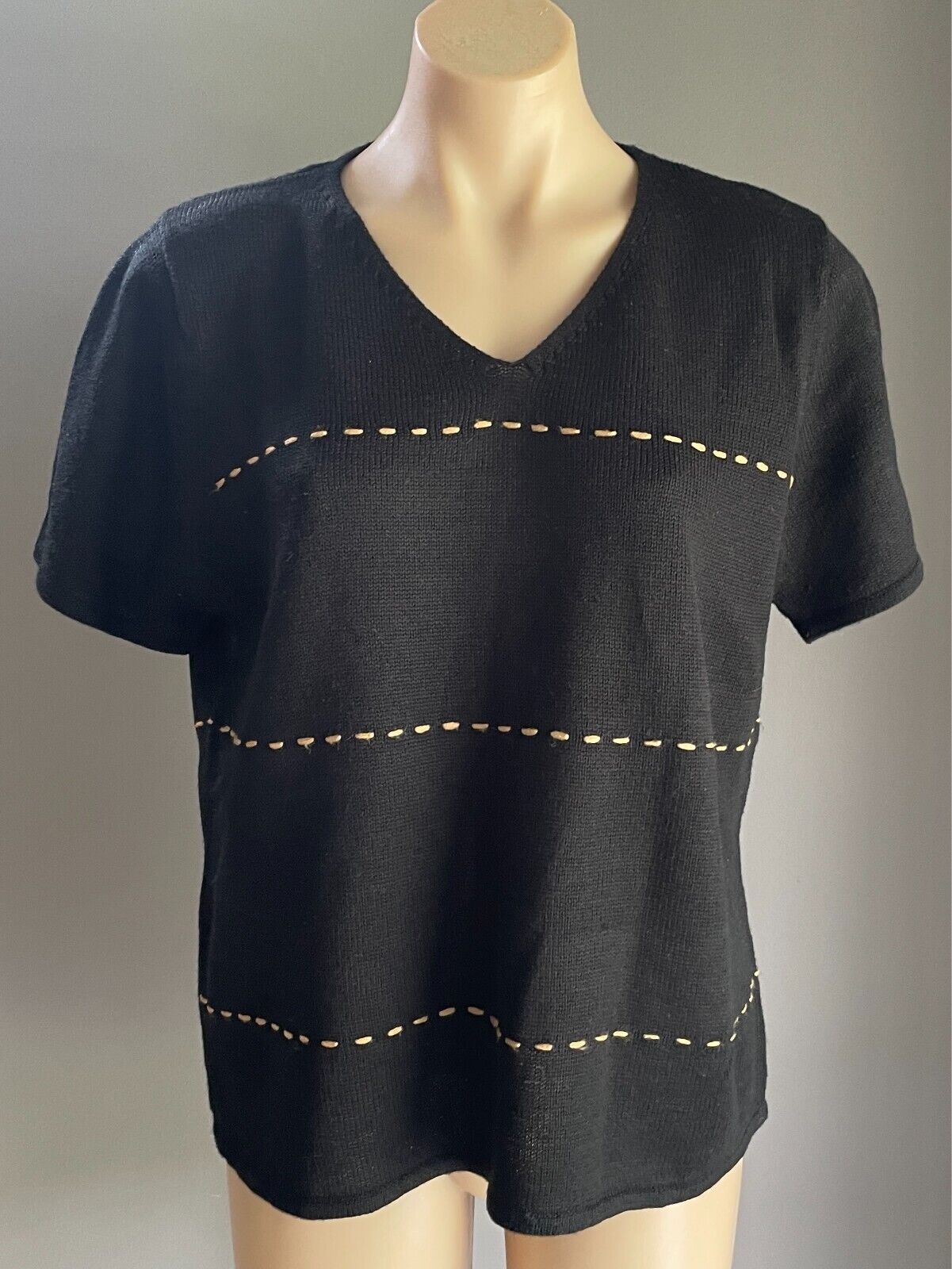 Black Knit Tan Stitch Trim Short Sleeve Jumper Top Size 16 V-Neck Oversized