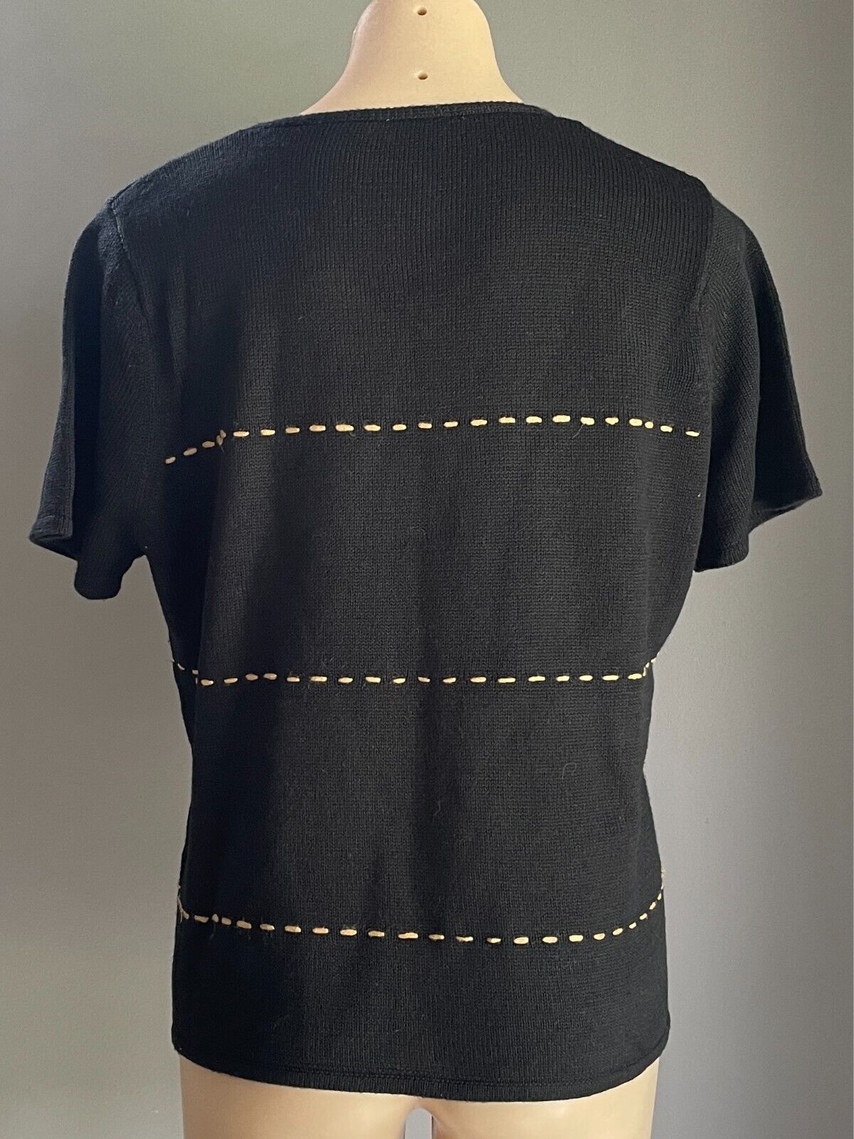 Black Knit Tan Stitch Trim Short Sleeve Jumper Top Size 16 V-Neck Oversized