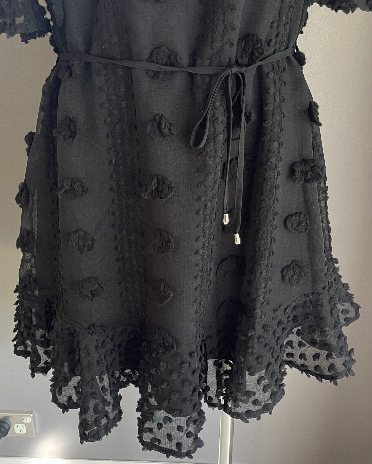 INDIKAH Dress Mini Black Floral 3D Short Sleeve Flounce Hem Size 12 Tie at Waist