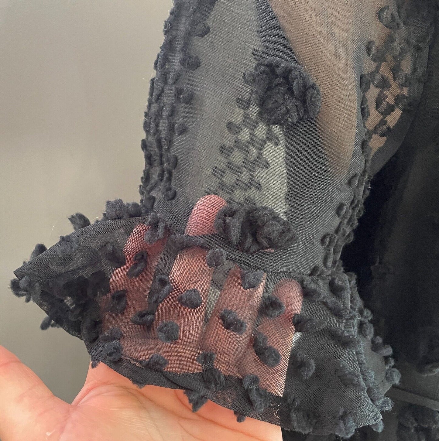 INDIKAH Dress Mini Black Floral 3D Short Sleeve Flounce Hem Size 12 Tie at Waist
