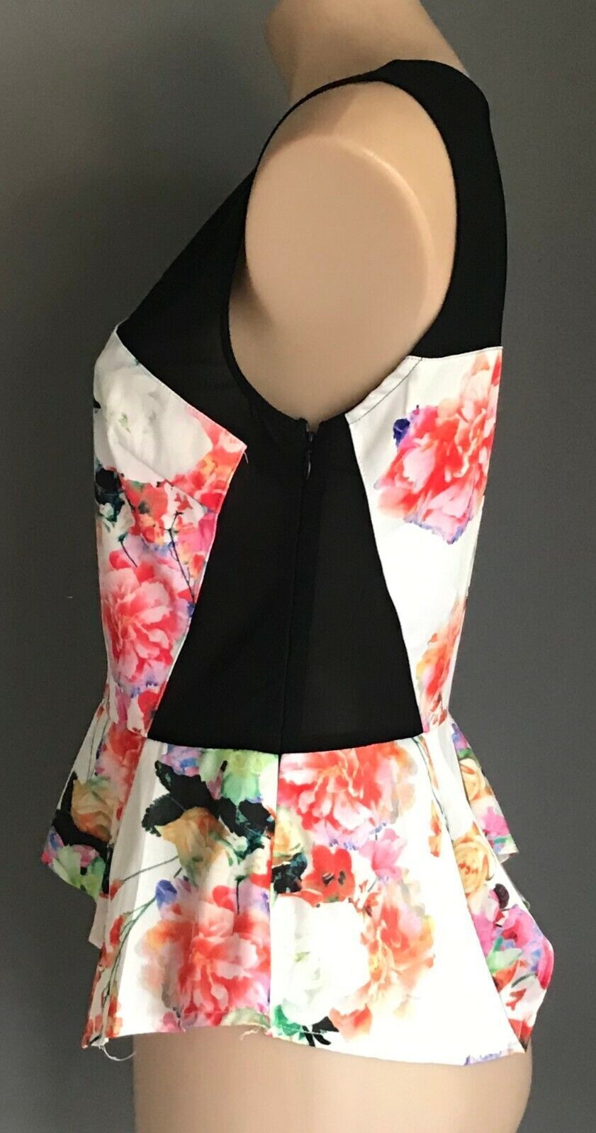 VALLEYGIRL Top Black Mesh Net & Floral Print Sleeveless Peplum Waist  Size 12
