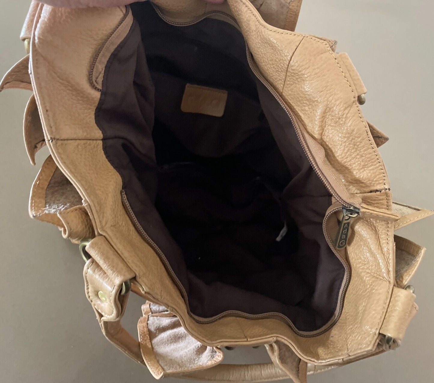 ADA G Leather Camel Colour Shoulder Bag Ruffle & Gold Stud Trim Large Tote Style