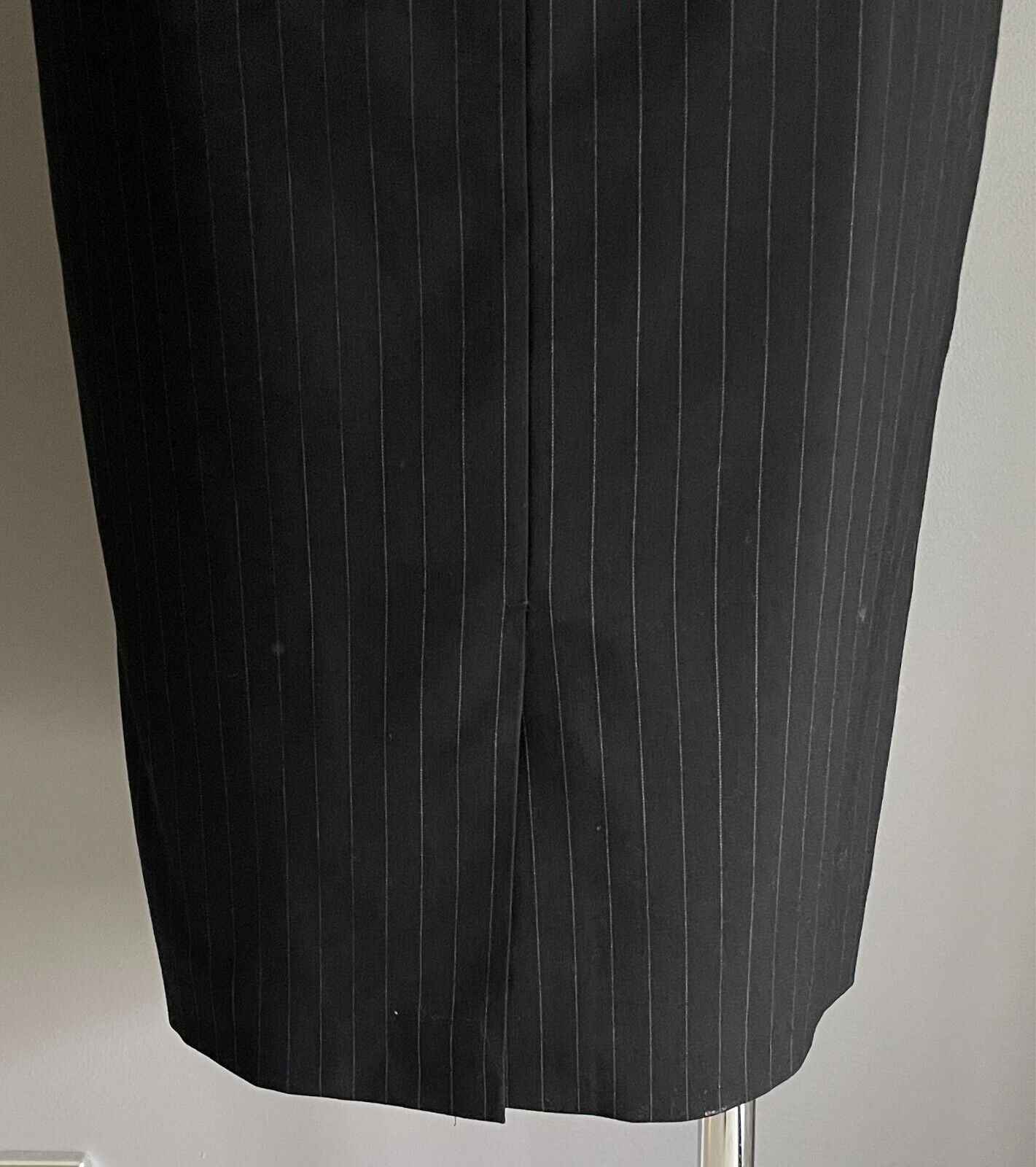 ESPRIT Black & White Stripe Skirt Knee Length Size 12 Fastens at Front Lined