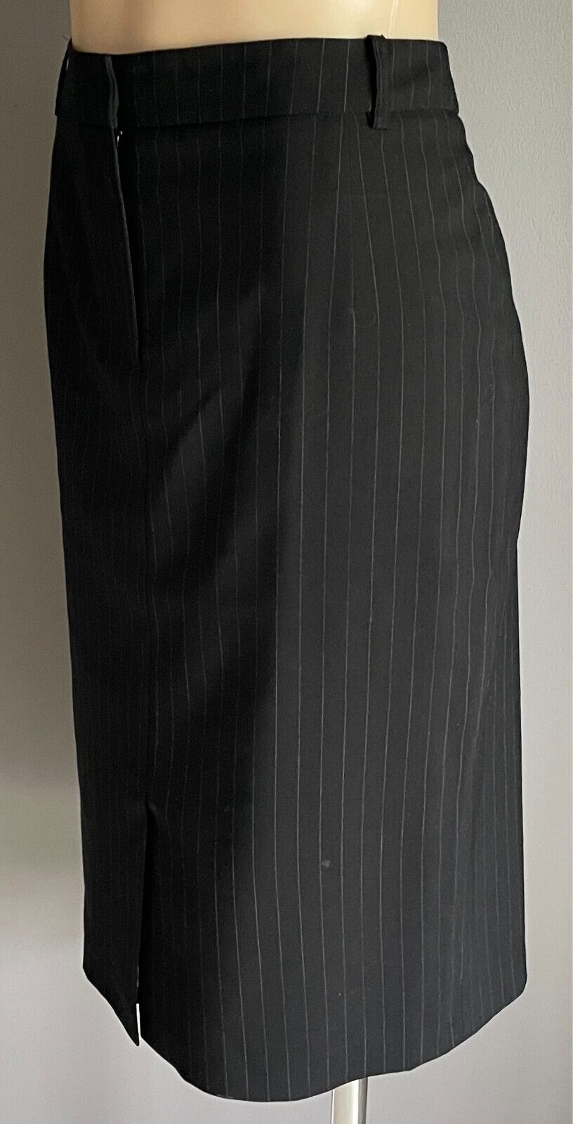 ESPRIT Black & White Stripe Skirt Knee Length Size 12 Fastens at Front Lined
