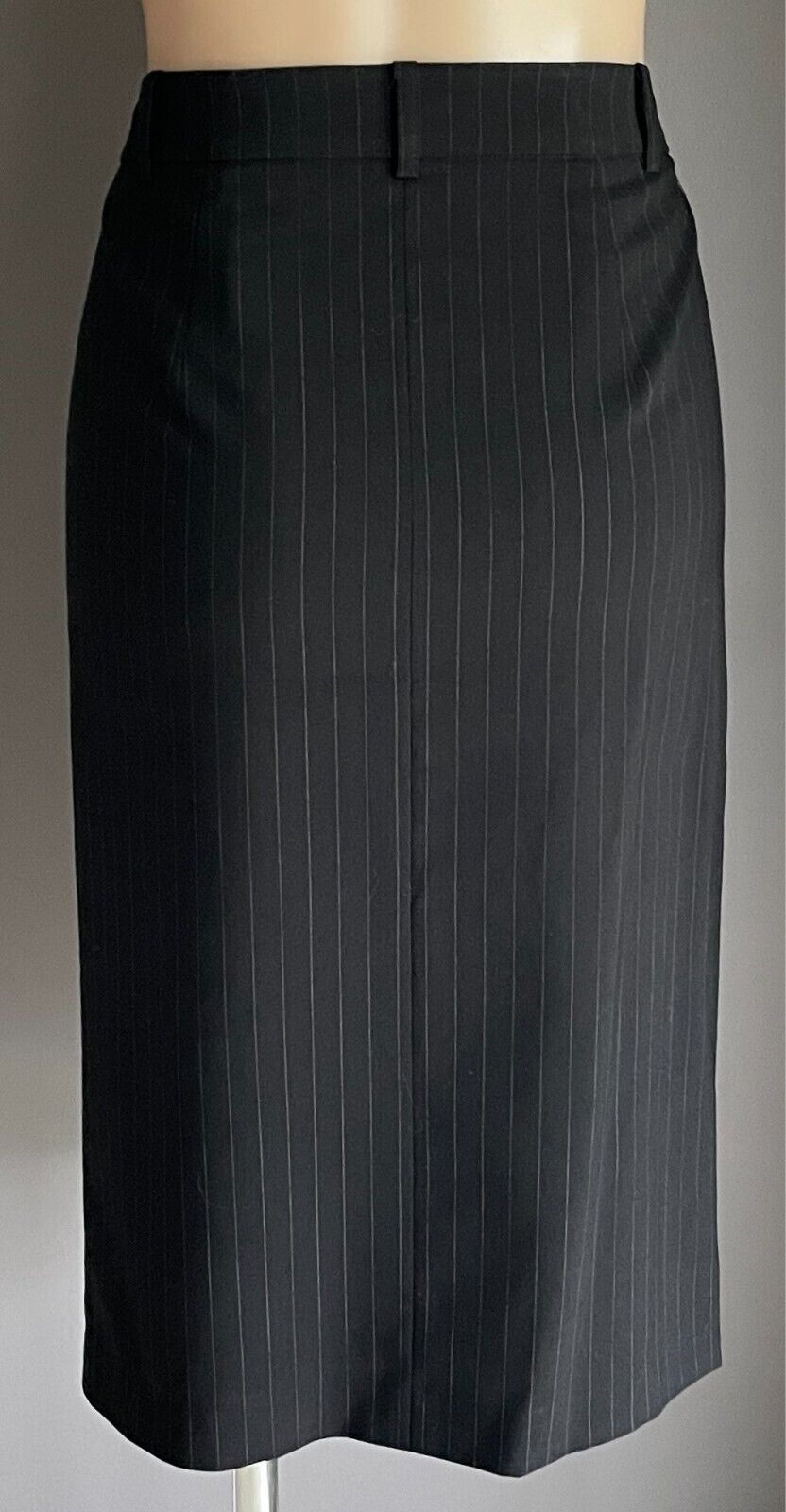 ESPRIT Black & White Stripe Skirt Knee Length Size 12 Fastens at Front Lined