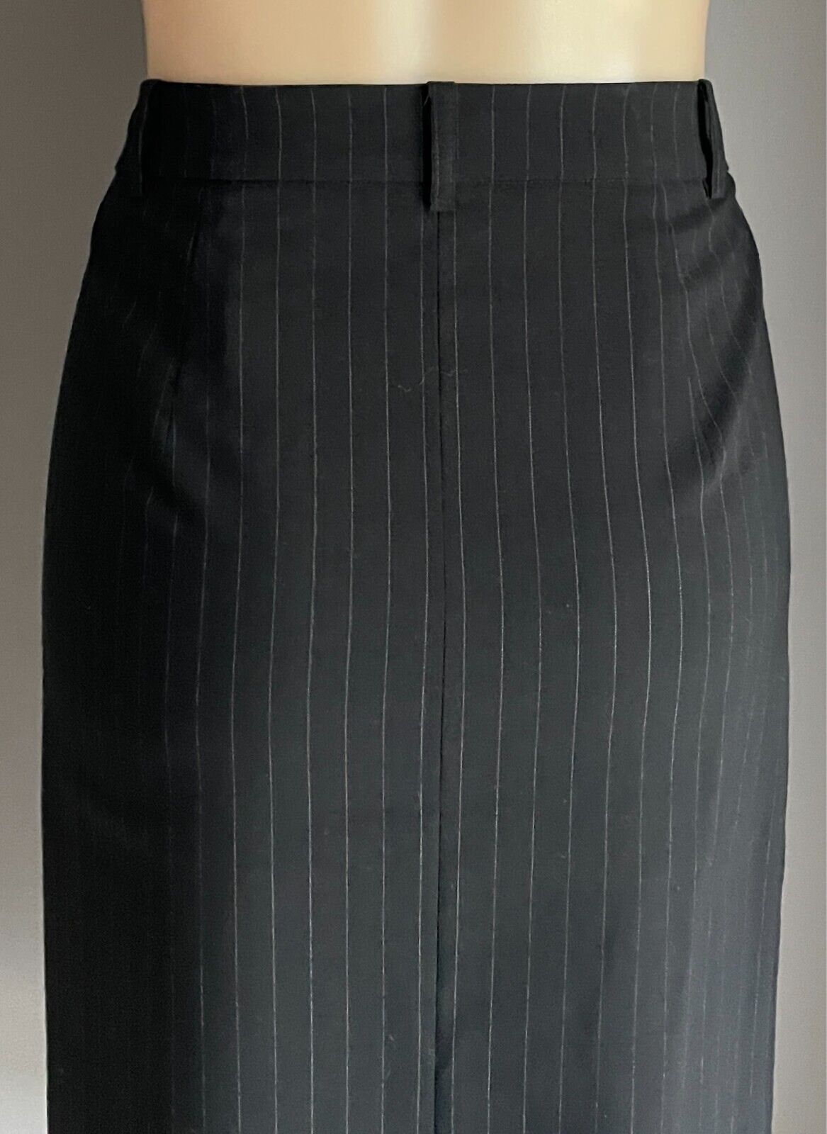 ESPRIT Black & White Stripe Skirt Knee Length Size 12 Fastens at Front Lined