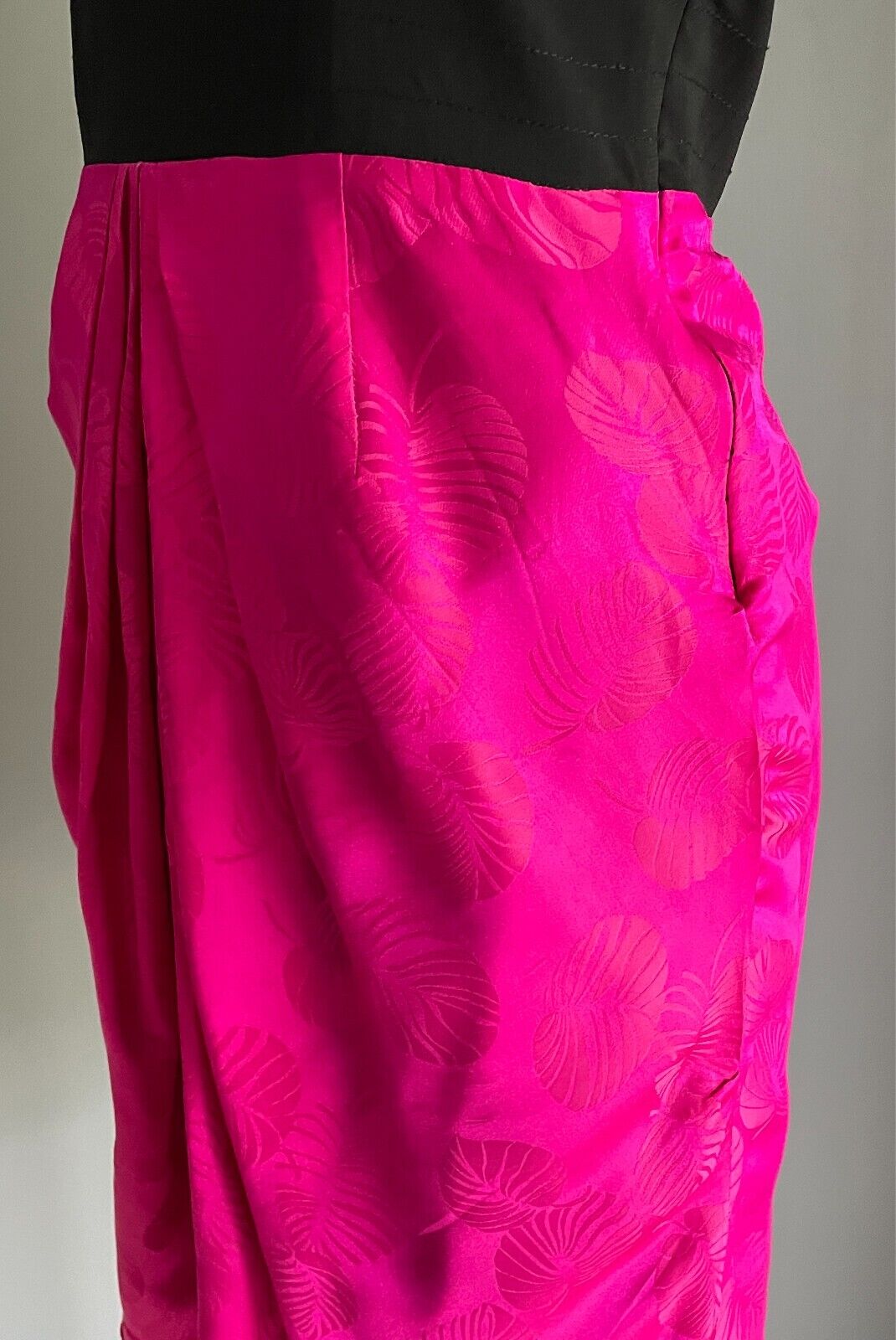 KUKU Strapless Dress Pink & Black Leaf Print Knee Length Size 8 Cut Out Back
