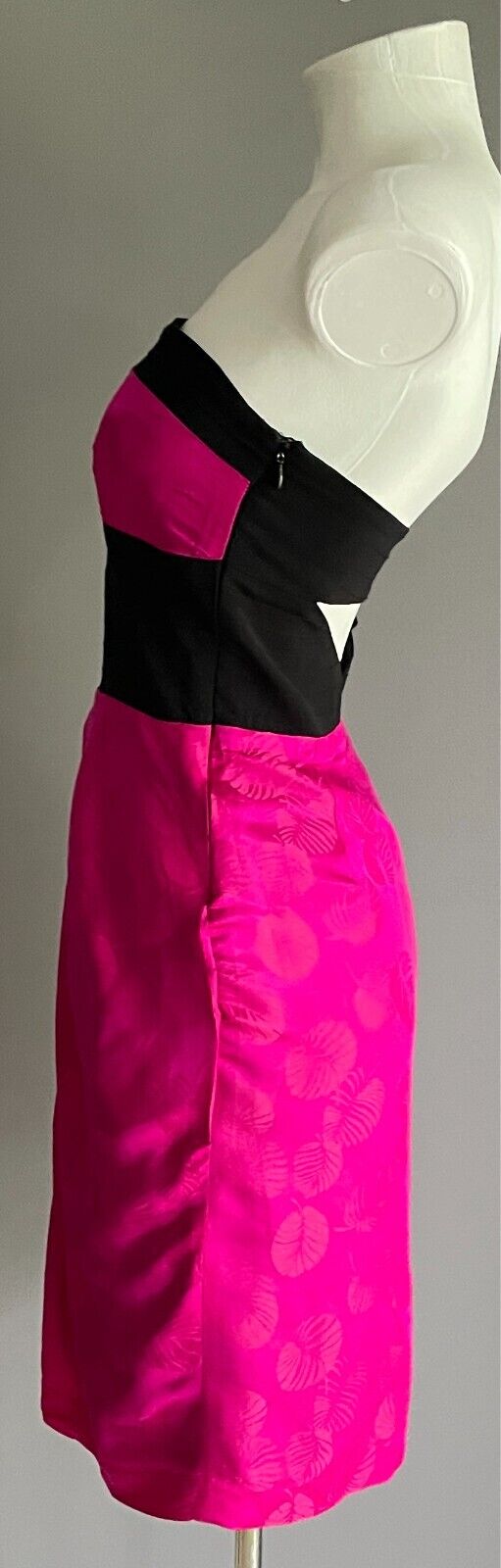 KUKU Strapless Dress Pink & Black Leaf Print Knee Length Size 8 Cut Out Back