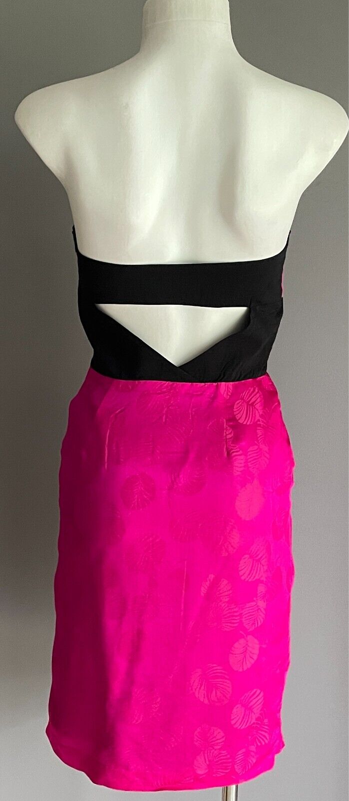 KUKU Strapless Dress Pink & Black Leaf Print Knee Length Size 8 Cut Out Back