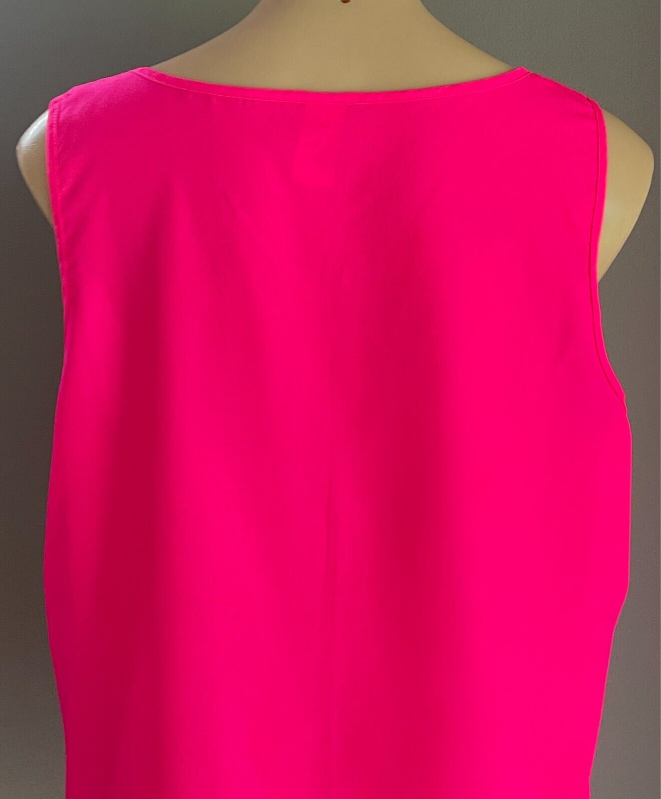 NOW Neon Pink Sleeveless Cami Size 18 Faux Chest Pocket Hi-Lo