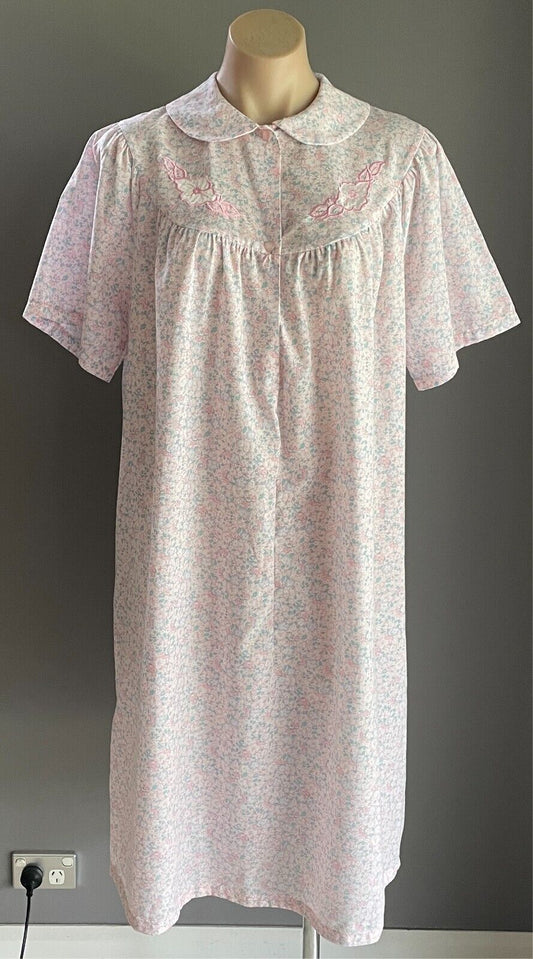 LYN MAID Nightie Multicolour Floral Poly Cotton Short Sleeves Size 16 Embroidery