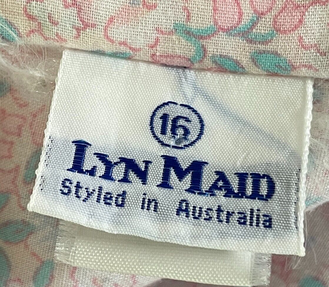 LYN MAID Nightie Multicolour Floral Poly Cotton Short Sleeves Size 16 Embroidery