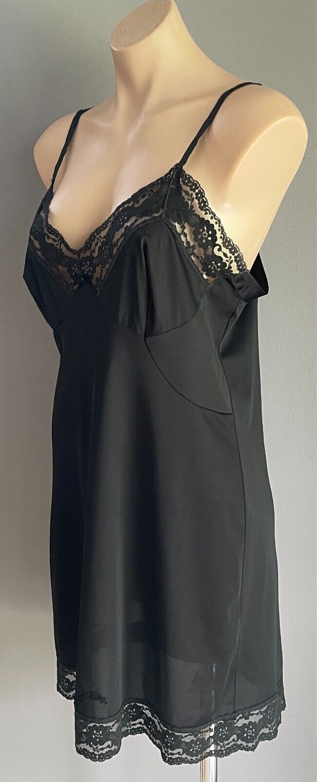 OSTI Satin Star Vintage Petticoat Black Bri-Nylon Lace Trim Full Slip Size 16