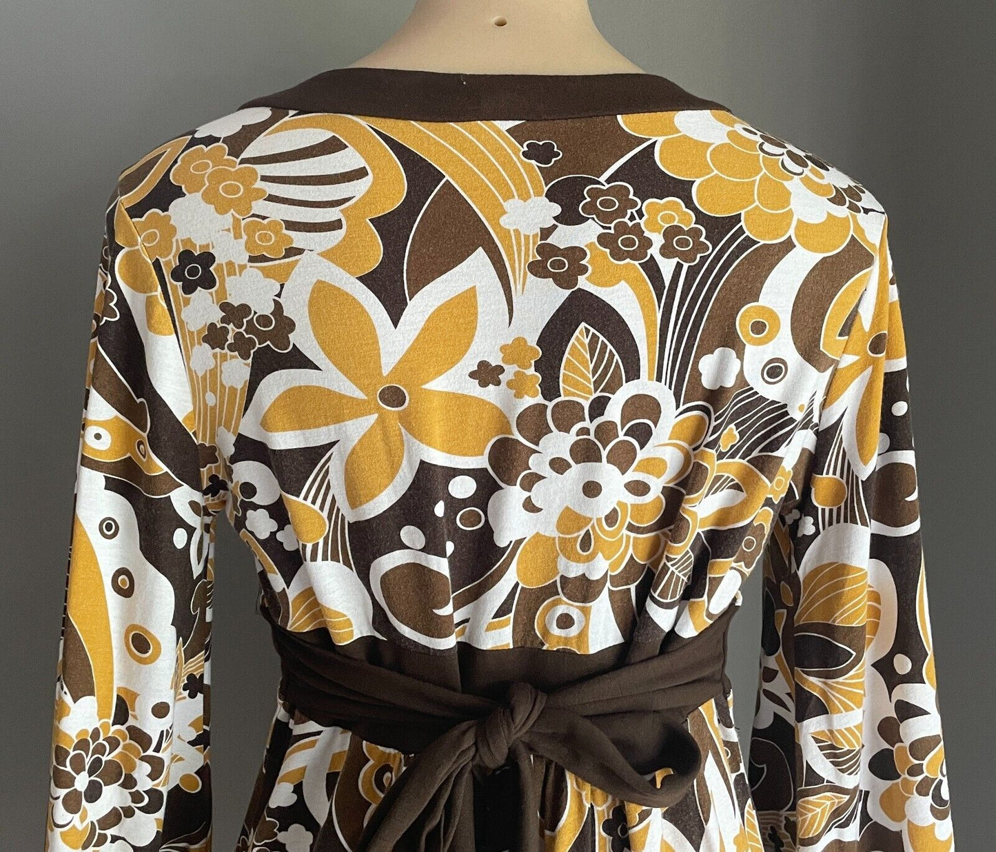 AVOCADO Dress Brown Caramel White Floral 3/4 Sleeve Tie Back Waist Short Size 14