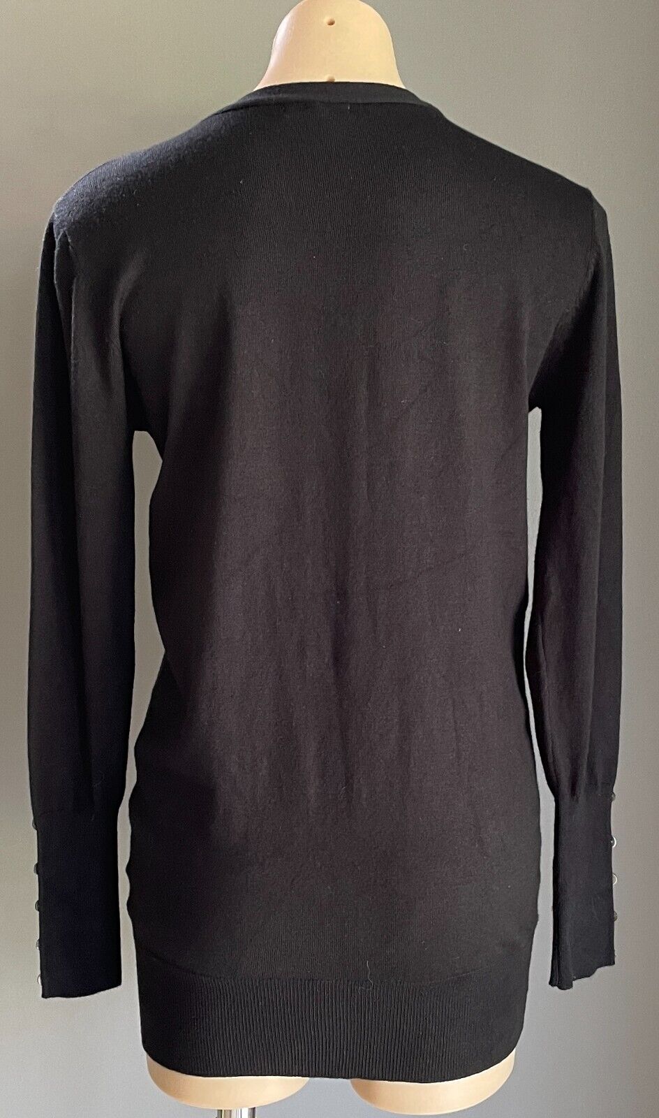 AVOCADO Knit Cardigan Black Button Front Thin Size 12 Long Sleeves Button Trim