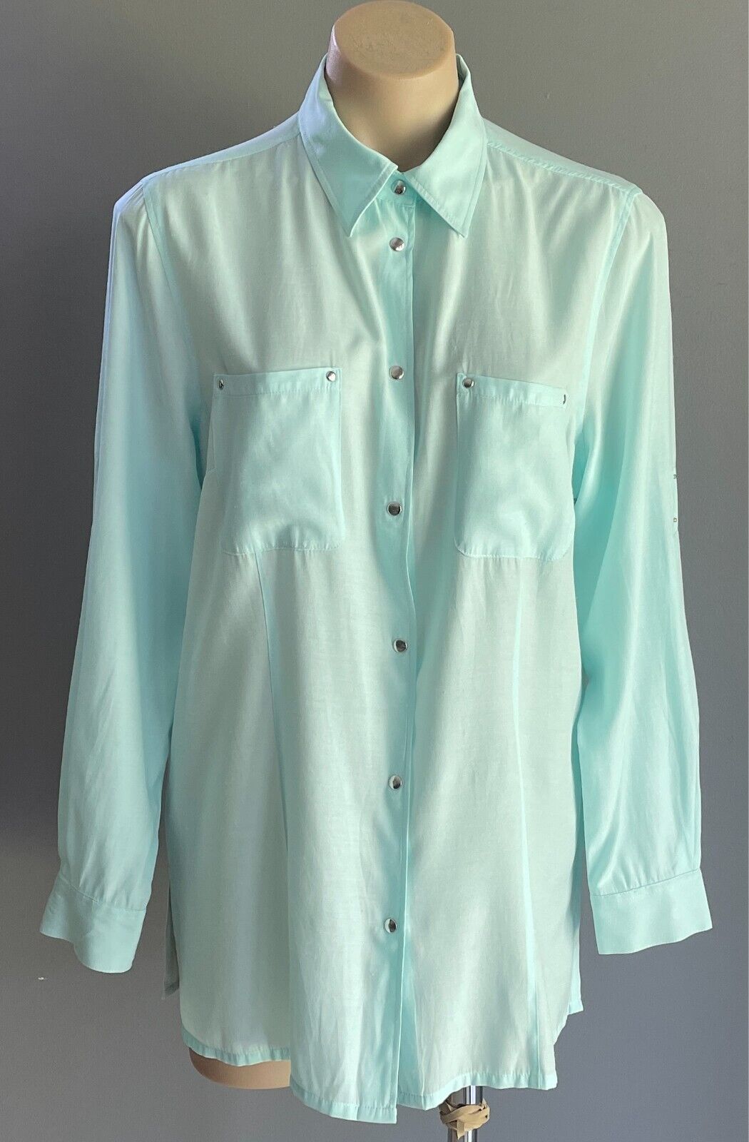 CAPTURE EUROPEAN Shirt Blouse Mint Green Size 12 Long Adjustable Sleeves