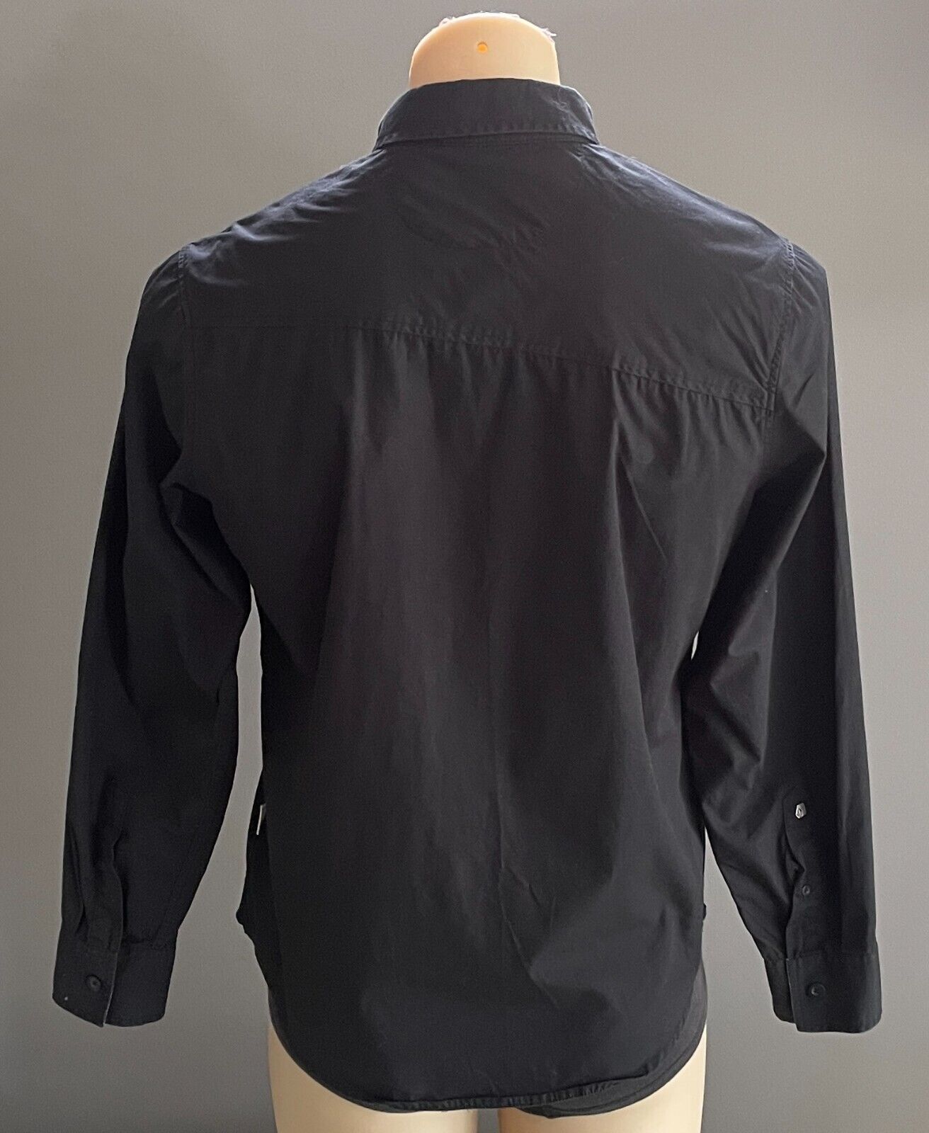 VOLCOM Black Shirt Size S Button Front Long Sleeve Button Down Collar