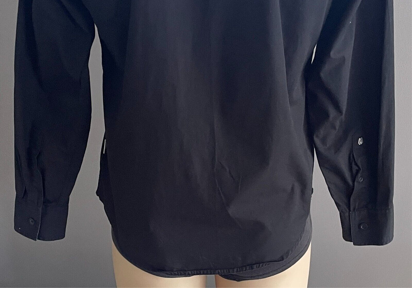 VOLCOM Black Shirt Size S Button Front Long Sleeve Button Down Collar