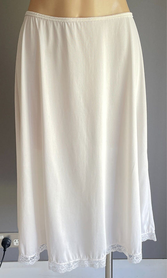 Vintage Half Slip White Nylon Elastic Waist Size 14 Lace Hem