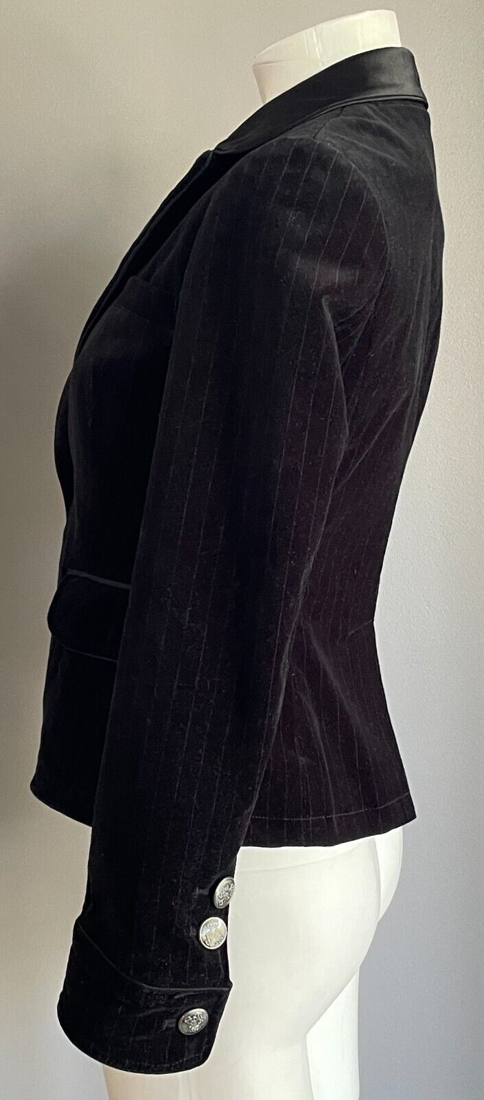 the DAY'S Black Self Stripe Velour Long Sleeve Single Breasted Blazer Size 6 8