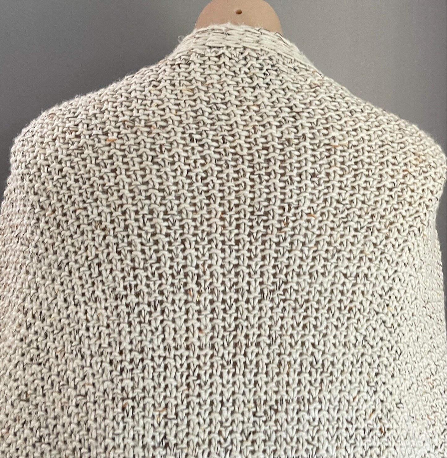 ATMOSPHERE Chunky Knit Cardigan Short Sleeve Fringe Trim Size S Beige Relaxed