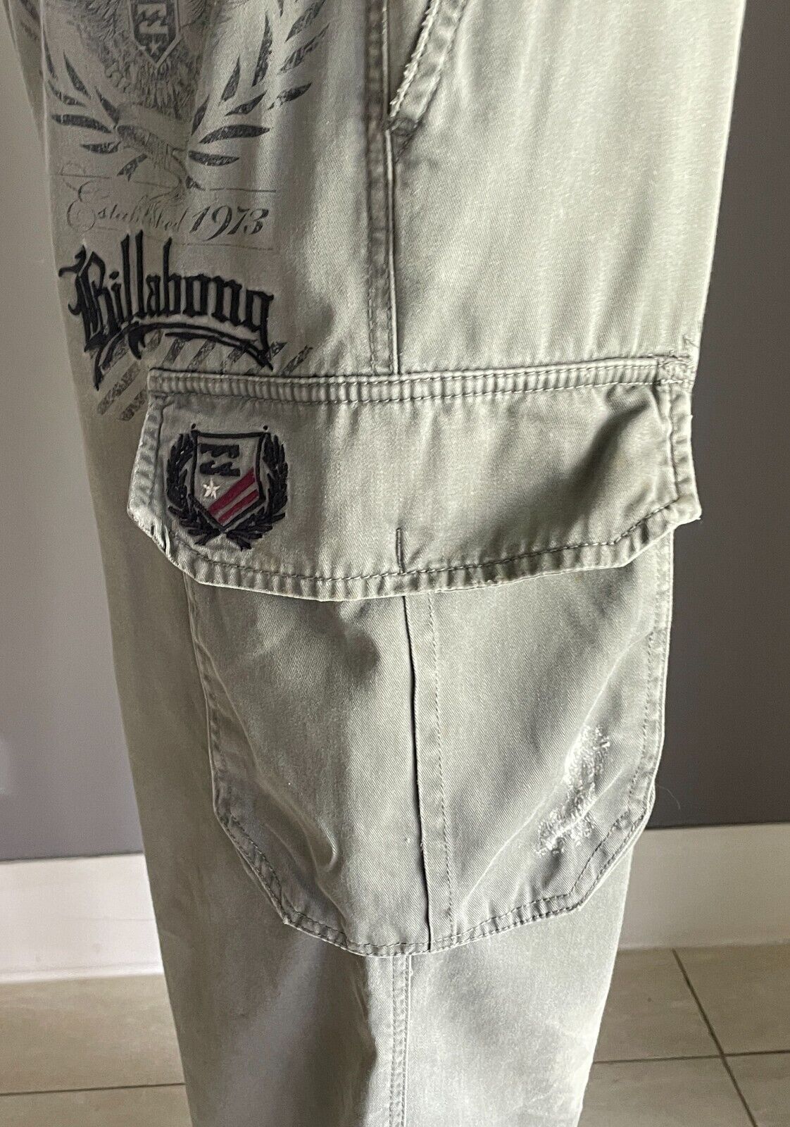 BILLABONG Mens Cargo Pants Light Khaki Full Length Size 36 94cm Waist