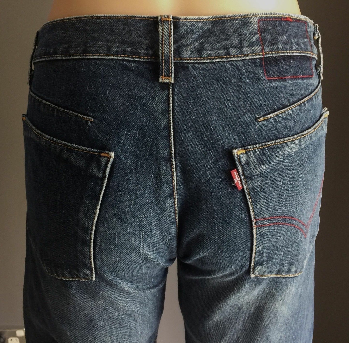Mens LEVIS 002 Blue Jeans Straight Leg Blue Denim Size 29W 33L Retro Levi's
