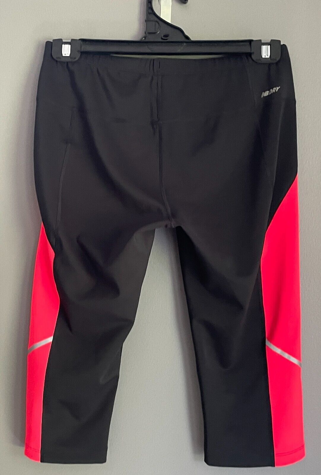 NEW BALANCE NB DRY Leggings Capri Black Neon Running Gym Active Pants L 12 14