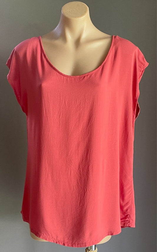SUPRE Sienna Oversized Top Peach Coral Low Armhole Blouse Size M Round Neck NEW!