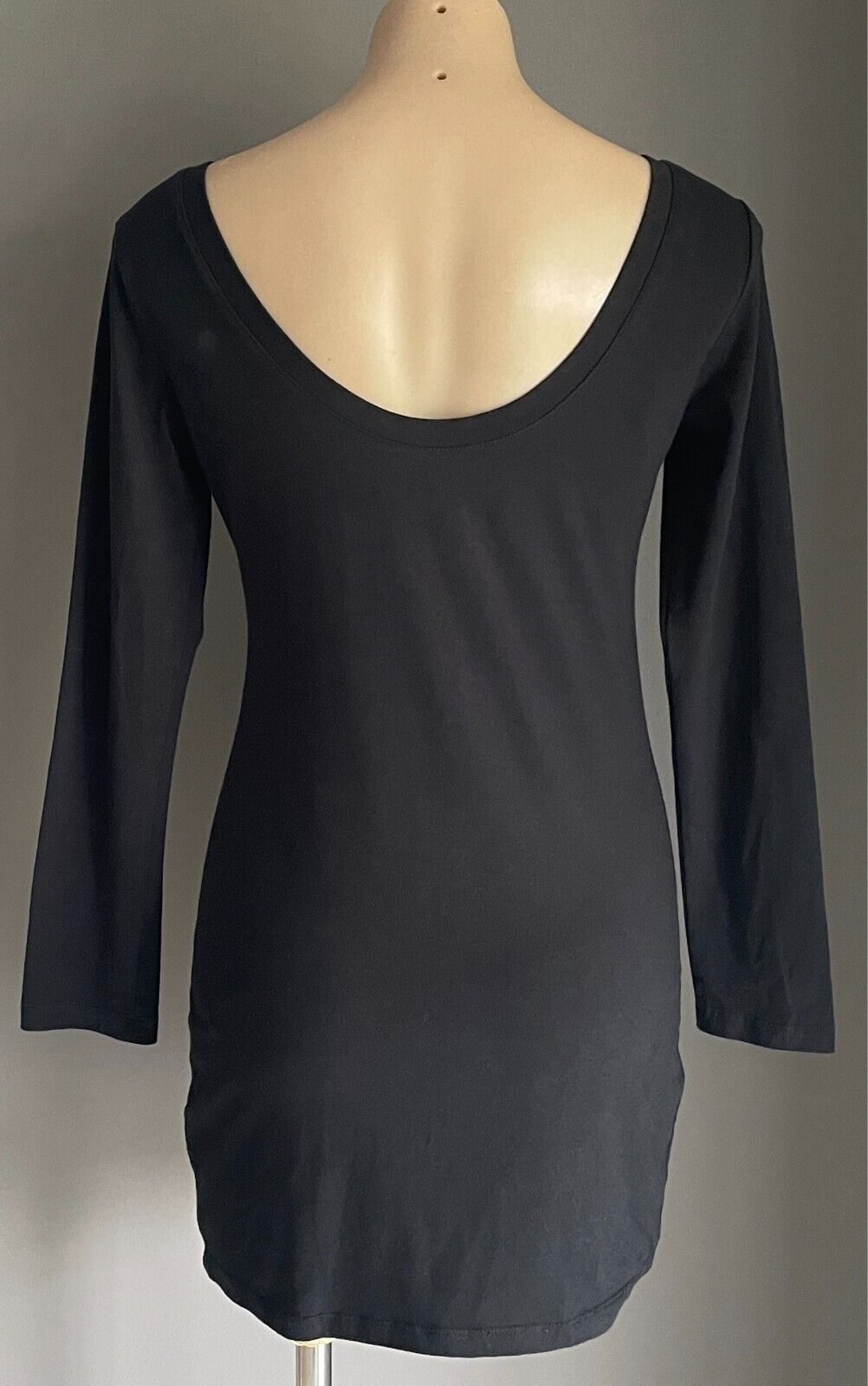 SUPRE Bodycon Mini Dress Black Scoop Neck and Back Size L Stretch Long Sleeves