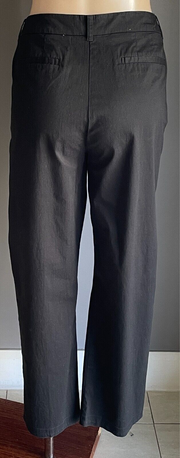 SPORTSCRAFT Pants Black Cotton Blend Cropped Length Pants Size 16 Stretch