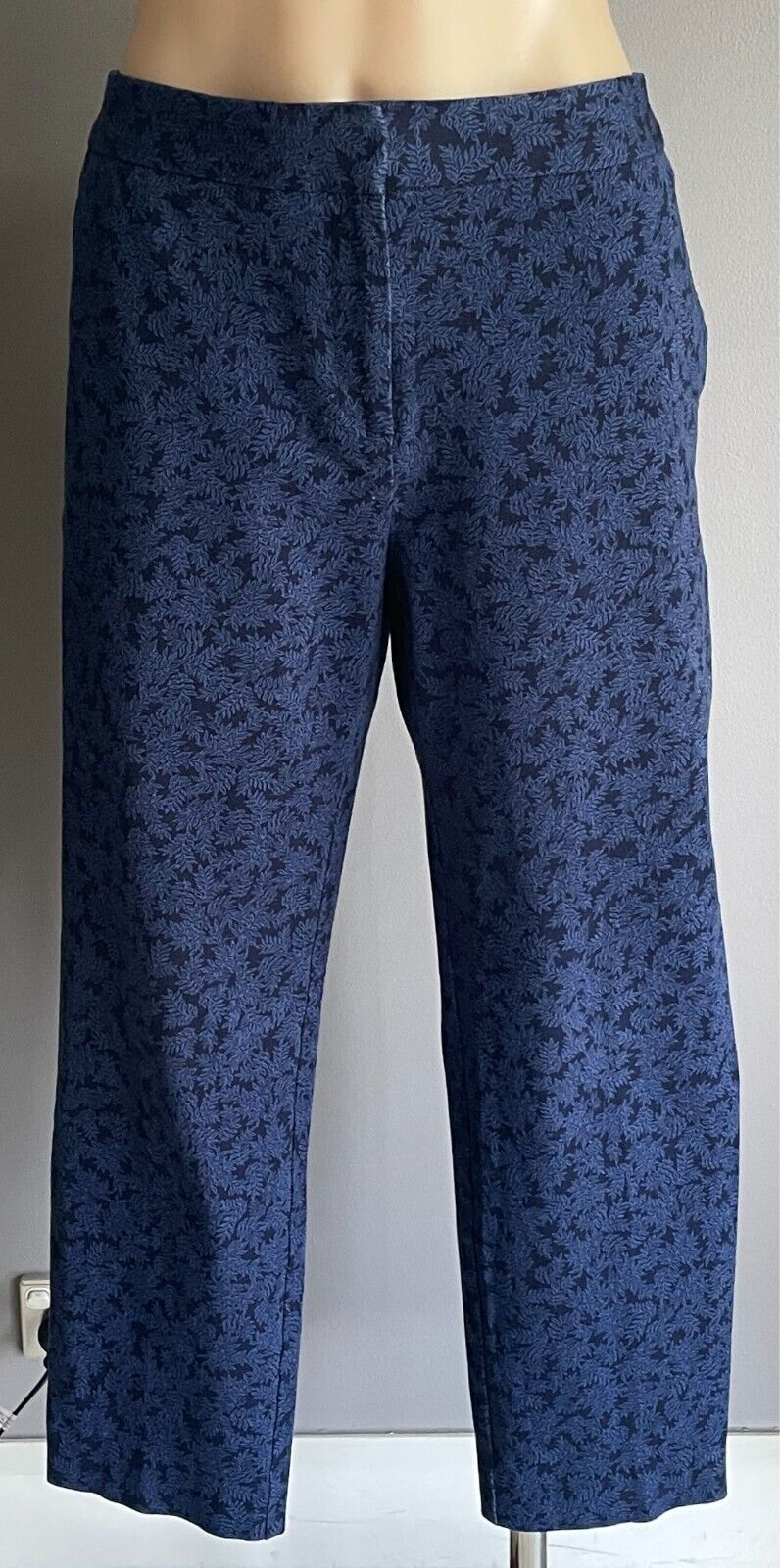 SPORTSCRAFT Dallas Self Print Pants Navy & Blue Leaf Print Size 14 Tailored Fit