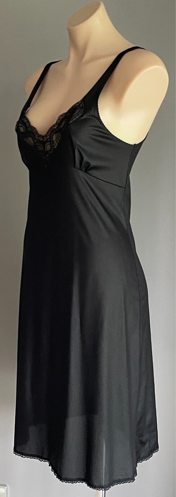 Petticoat Black Nylon Full Slip Lace Trim Size 12 Vintage Unworn