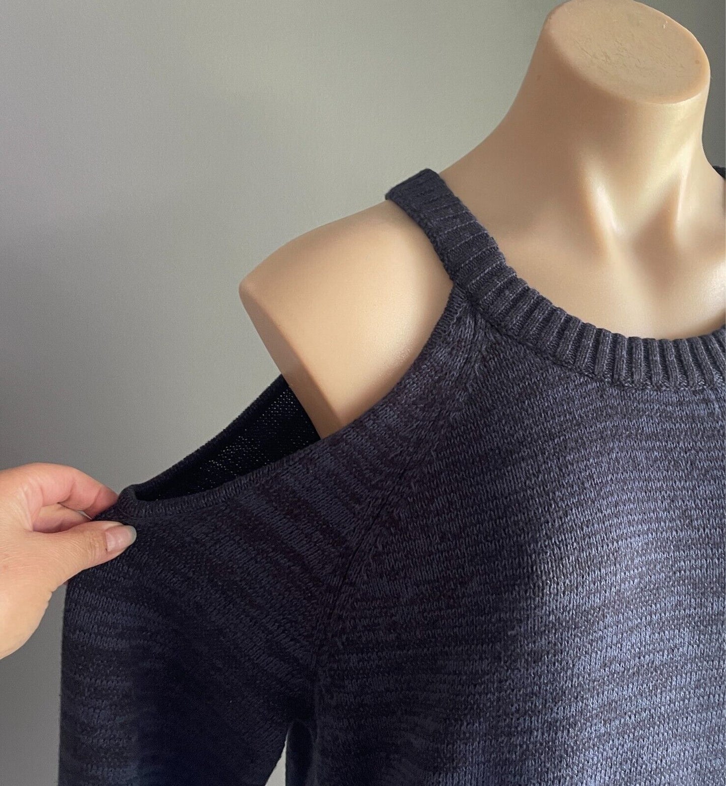 BETTINA LIANO Cold Shoulder Knit Jumper Size L Blue Black Marl Knit - NWT!