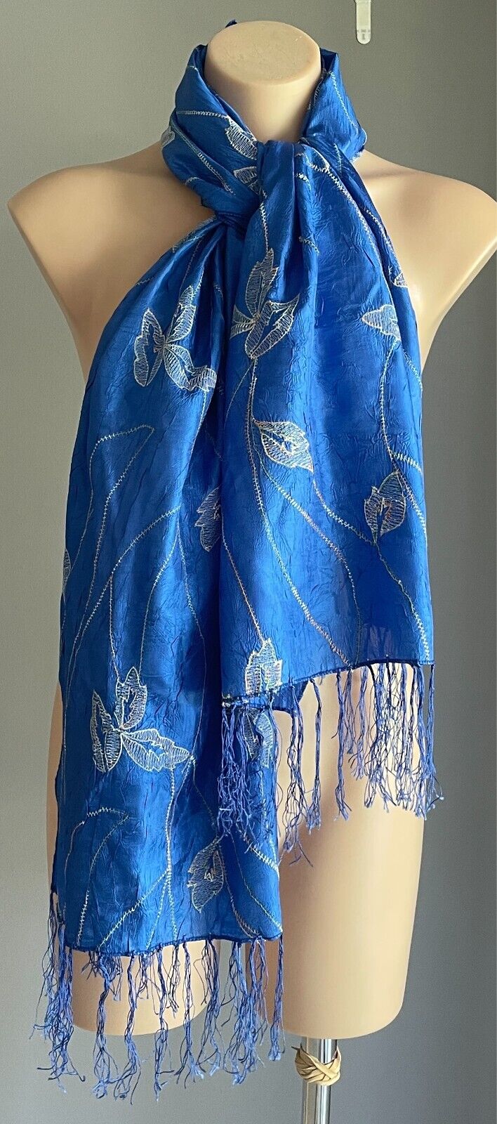 Neck SCARF Blue Wrinkle Fabric Leaf & Decorative Stitching Rectangle Fringe