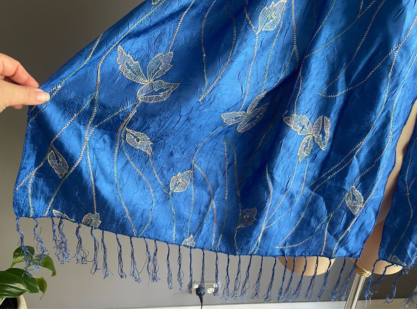 Neck SCARF Blue Wrinkle Fabric Leaf & Decorative Stitching Rectangle Fringe