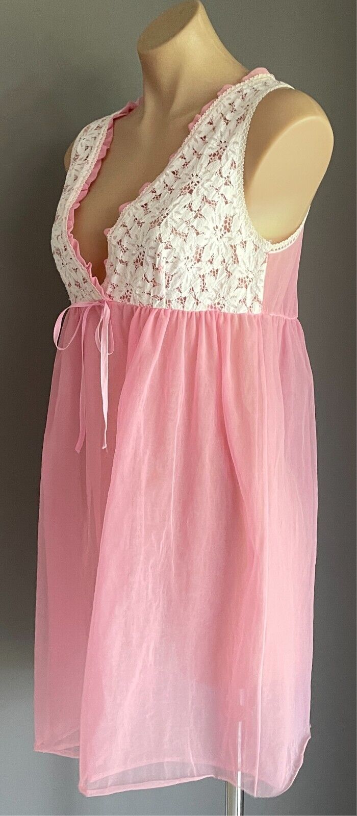 RONDELL LINGERIE Nightie BRI Nylon 1960s Pink White Lace Trim Size 14 Vintage