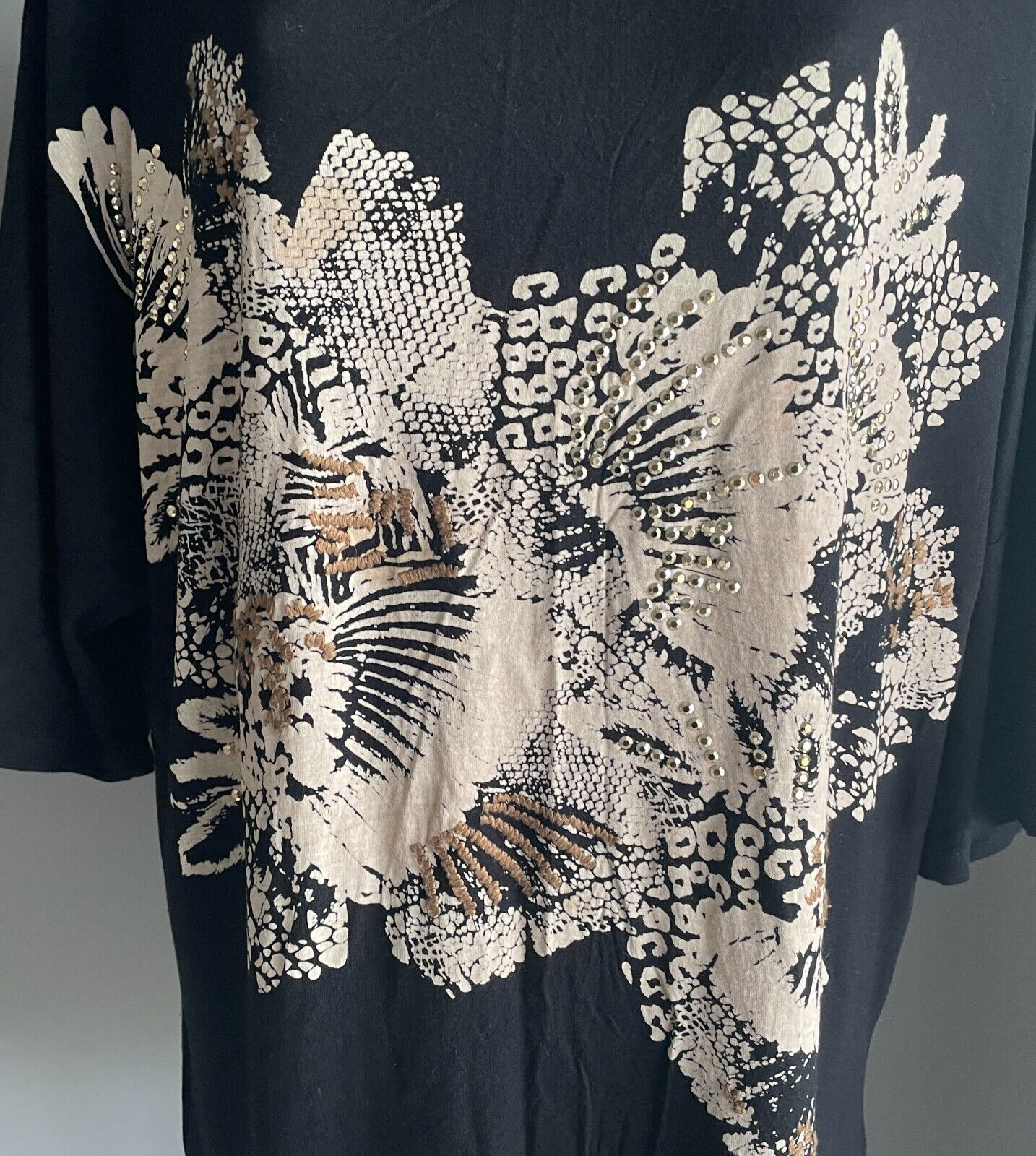 ROCKMANS Tee Black Short Sleeve Blush Gold Stud Embellished T-Shirt Top Size XL