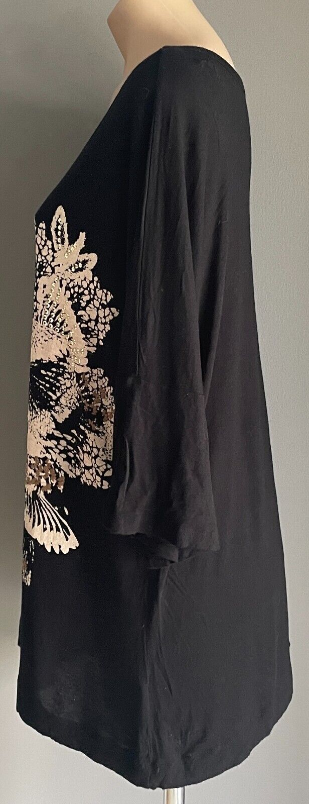 ROCKMANS Tee Black Short Sleeve Blush Gold Stud Embellished T-Shirt Top Size XL