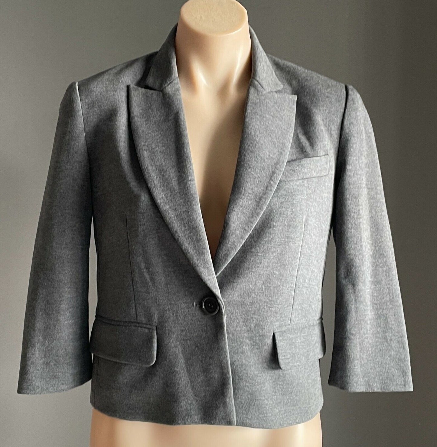 BCBGMAXAZRIA Crop Jacket Grey "Natalia" 3/4 Sleeve Tailored Crop Size XS 10 BCBG