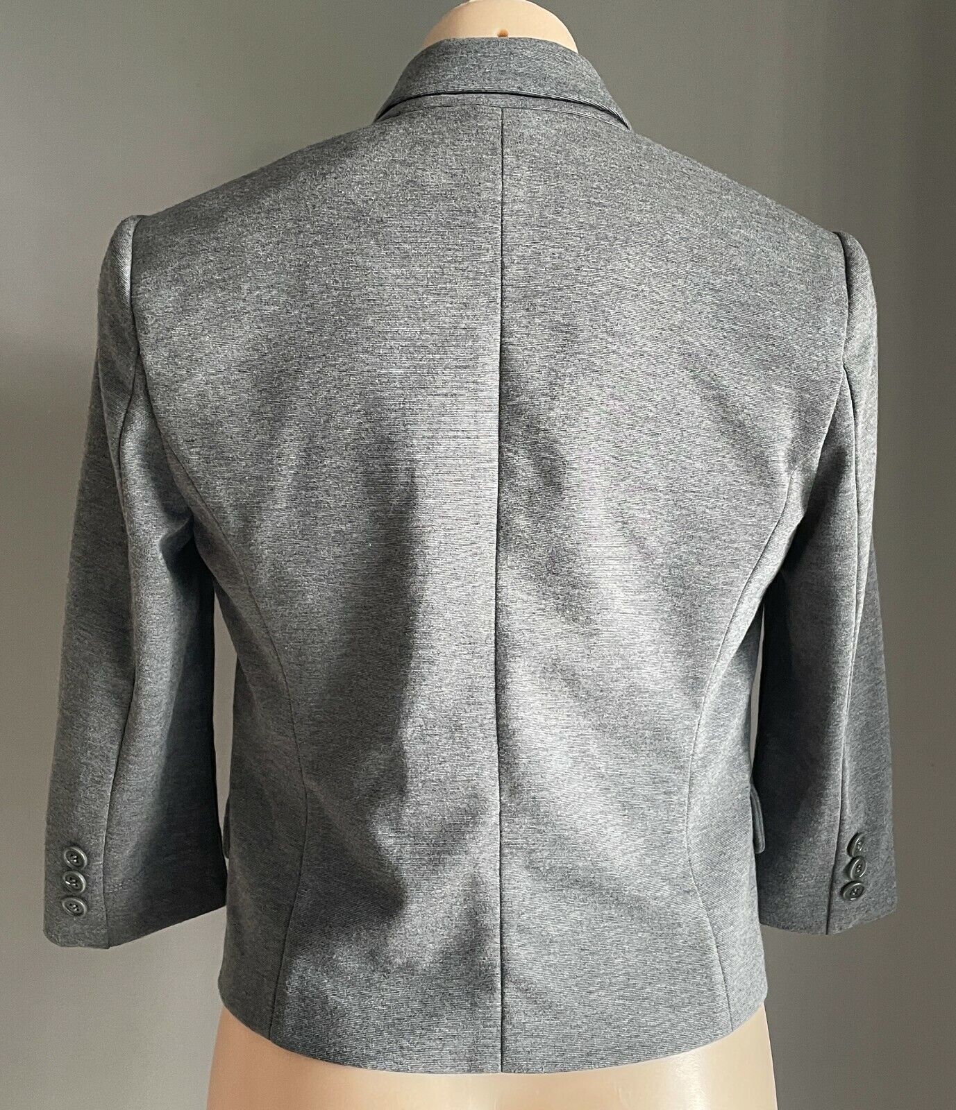 BCBGMAXAZRIA Crop Jacket Grey "Natalia" 3/4 Sleeve Tailored Crop Size XS 10 BCBG