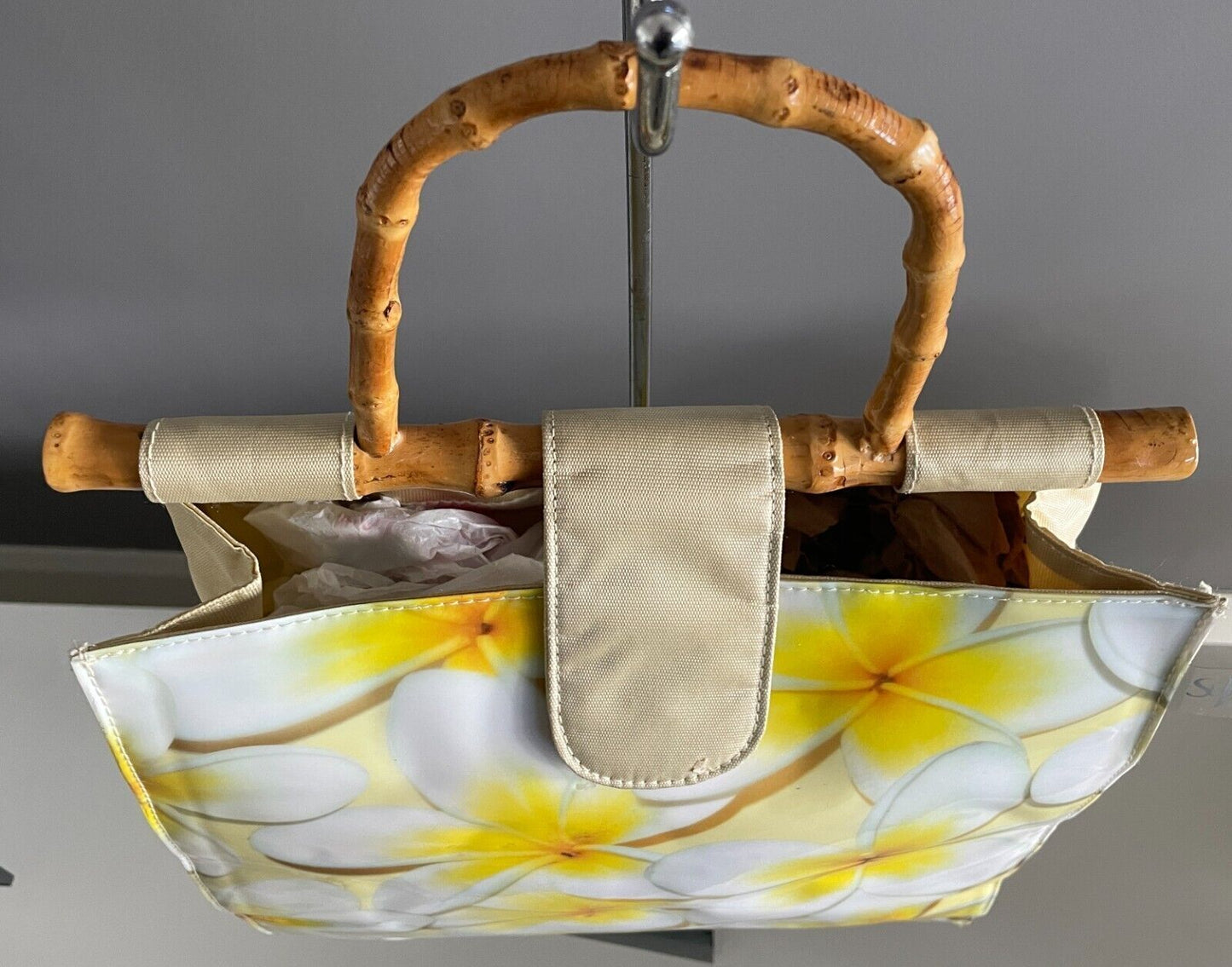 SUJA DESIGN Tote Bag Frangipani Print PVC w Cane Handle Rectangle Shape Unique