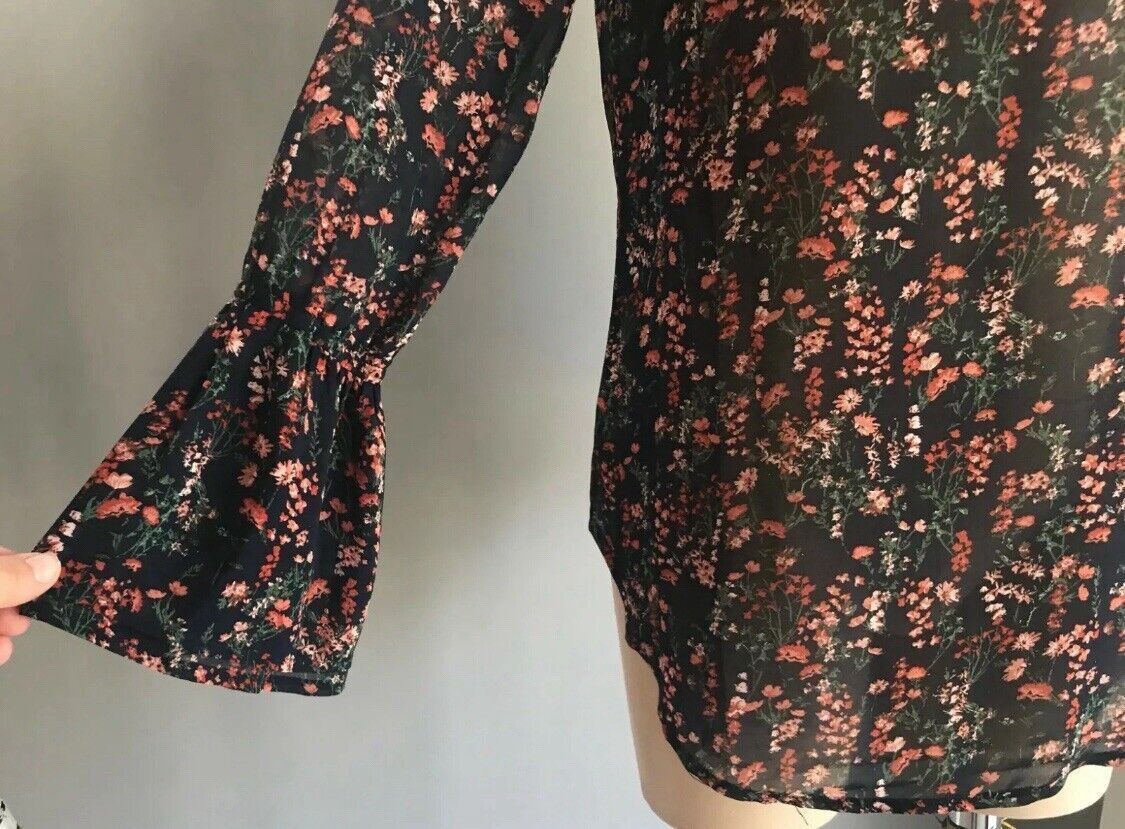 FORCAST Blouse Navy Blue Floral Print Semi Sheer Long Bell Sleeve Top Sz 10 NEW