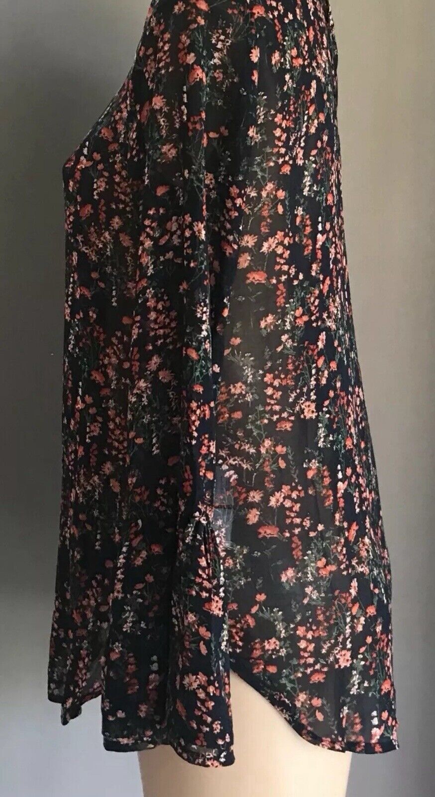 FORCAST Blouse Navy Blue Floral Print Semi Sheer Long Bell Sleeve Top Sz 10 NEW