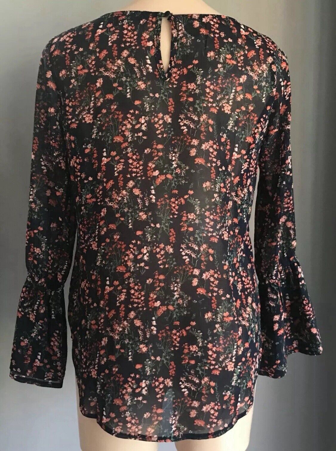 FORCAST Blouse Navy Blue Floral Print Semi Sheer Long Bell Sleeve Top Sz 10 NEW
