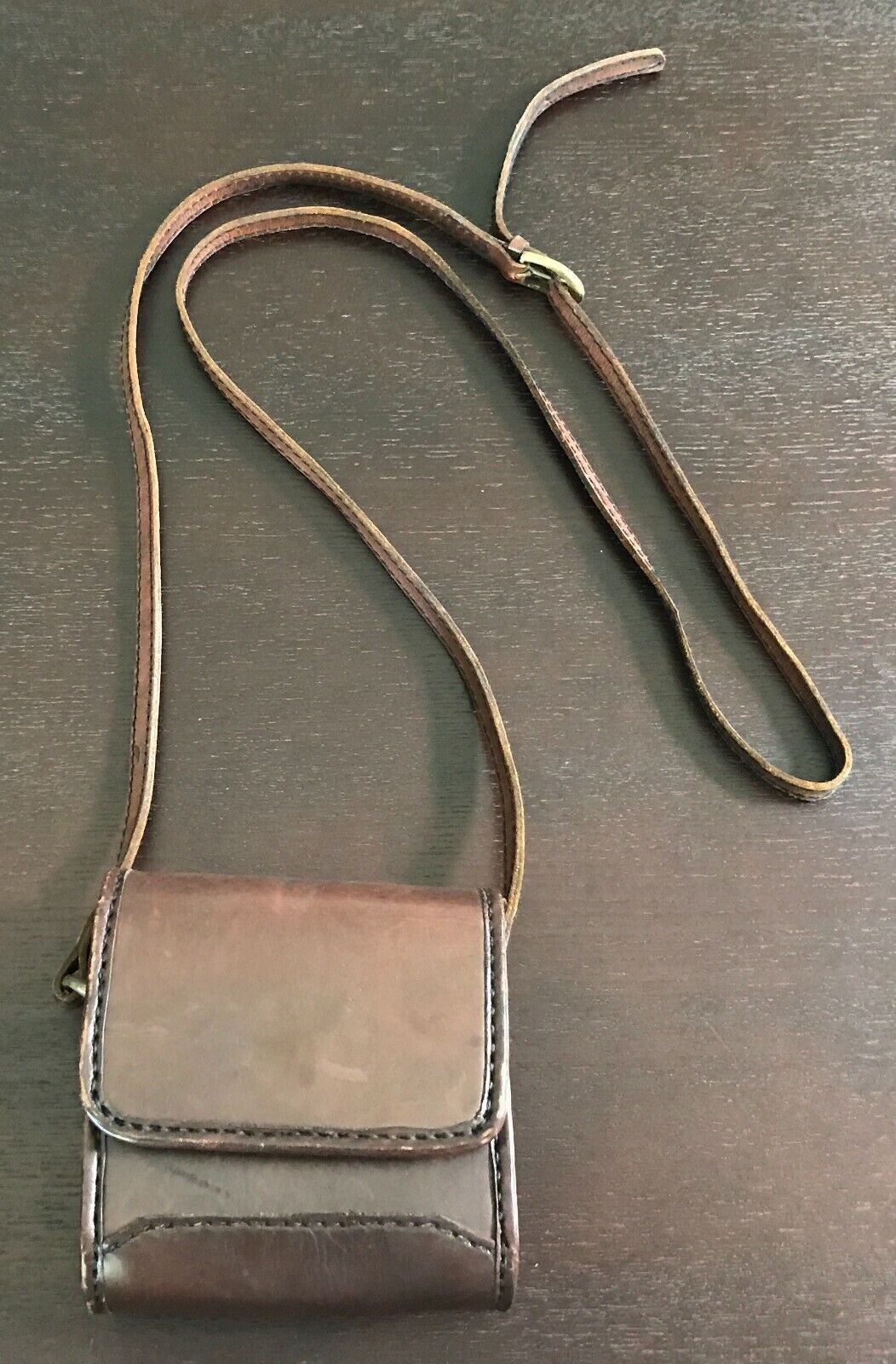 CAMERA Style Leather 13cm SHOULDER BAG Dark Brown Handbag Crossbody BATIK Lining
