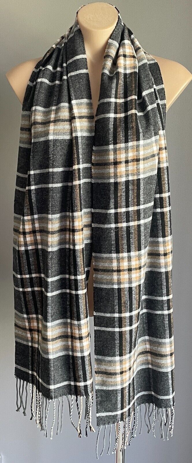 DAISO Neck SCARF Knit Caramel White Grey Black Check Acrylic Long Fringed NEW